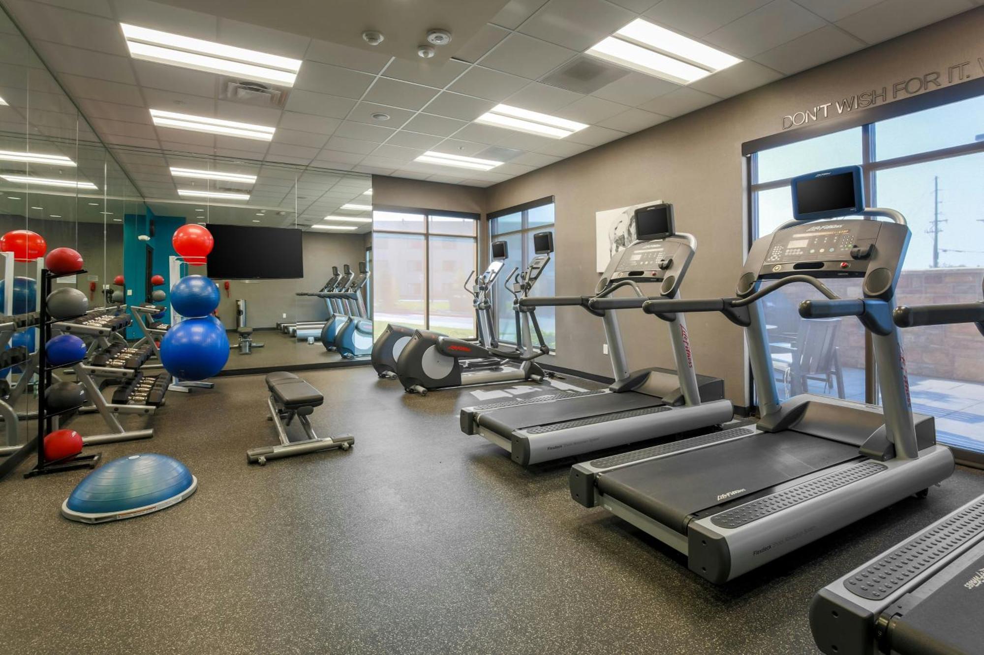 Fairfield Inn & Suites By Marriott Cheyenne Southwest/Downtown Area Екстер'єр фото